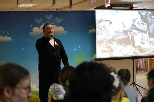 Тематическая программа «День памяти и славы: освобождение Ленинграда от блокады»