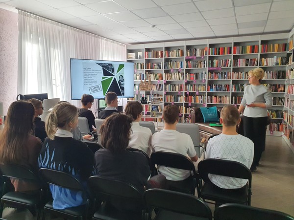 «Это имя как гром, как град – Ленинград»