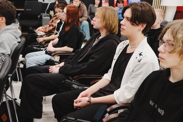 Информационно-просветительское мероприятие «Непобежденный Ленинград»