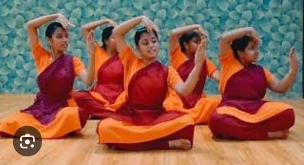 Лекция-демонстрация «Жесты и мимика индийского танца. Маюра хаста виниега»