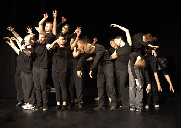 Занятия Молодежной студии при театре