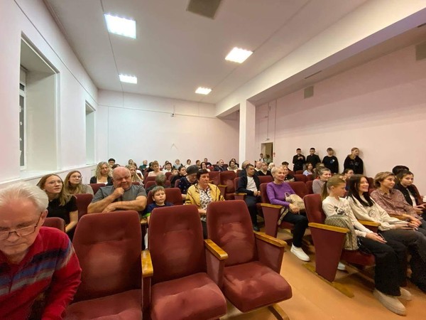 «Живи настоящим. День без Интернета»