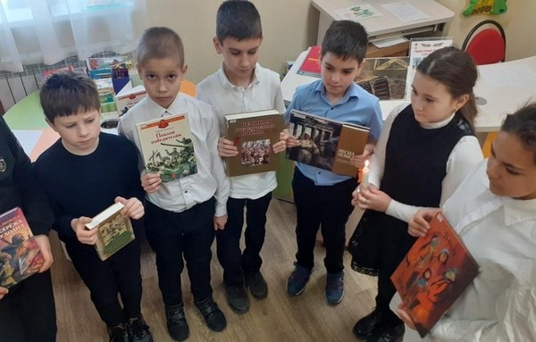 Час мужества «Непокорённый город»