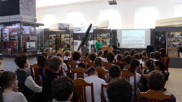 Патриотический час «900 дней мужества и стойкости»