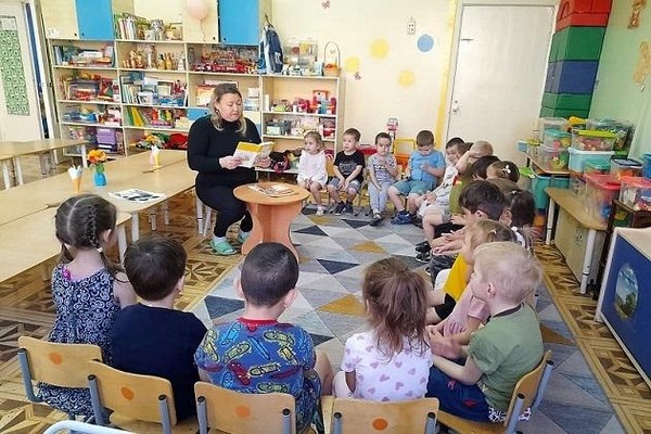 Громкое чтение «Это грузовик, а это прицеп»