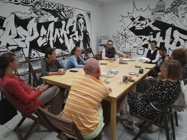 Заседание книжного клуба «Чтение без границ»