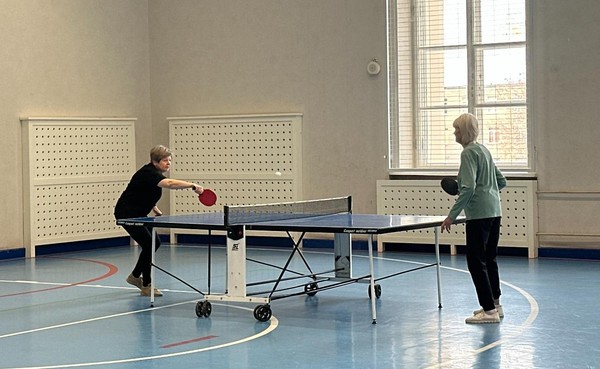 Настольный теннис для пенсионеров в рамках городского проекта «Жизнелюб»