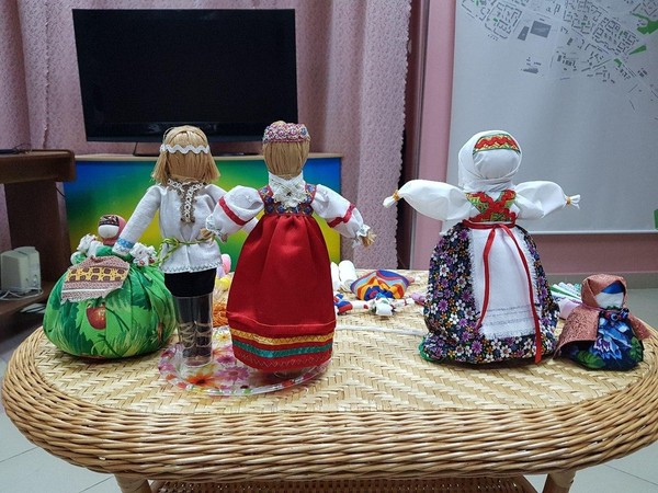 Музейное занятие «Хоровод кукол»