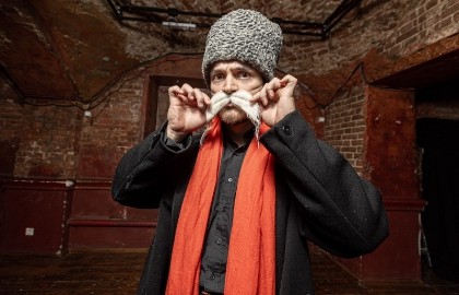 Днищще (Комедия о самом опасном районе Москвы)