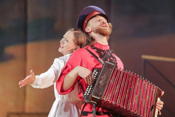 Спектакль «Бабий бунт»