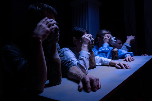 Человек в футляре