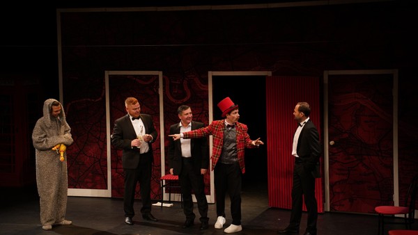 Спектакль «Трое в лодке, не считая собаки»