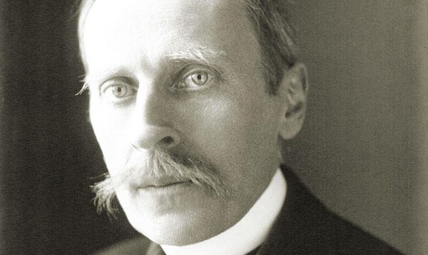 «Французский писатель и мыслитель»