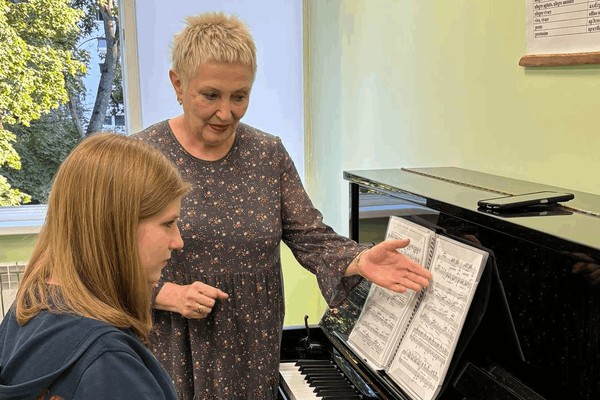 Доклад на тему: «Комплекс гамм, аккордов и арпеджио-необходимая составная часть воспитания пианиста»