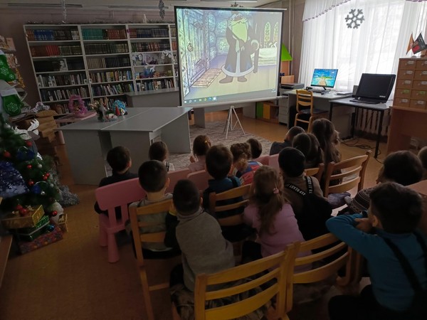 Мультсалон «Дед Мороз и серый волк»