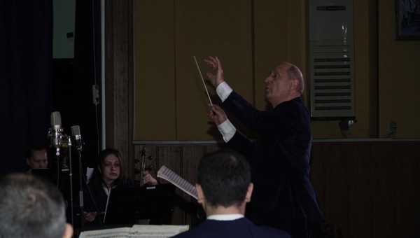 «У родника»