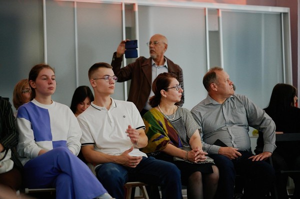 Экспозиция «Женские образы в жизни Челябинска»