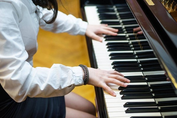 Мастер-класс профессора Александра Александровича Вершинина (фортепиано)