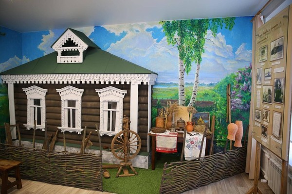 Интерактивная программа «Жизнь и творчество Сергея Есенина»