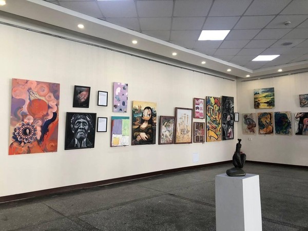 Выставка молодых художников «Молодежка 5»