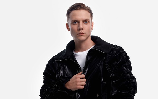 Ваня Дмитриенко