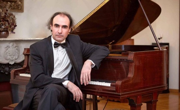 Концерт «Заслуженный артист России Олег Вайнштейн. От барокко до романтизма»