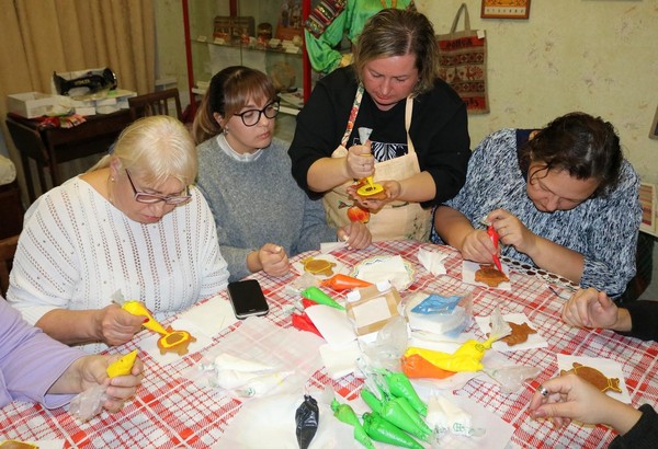 Новогодняя мастерская «Такая вкусная матрёшка»