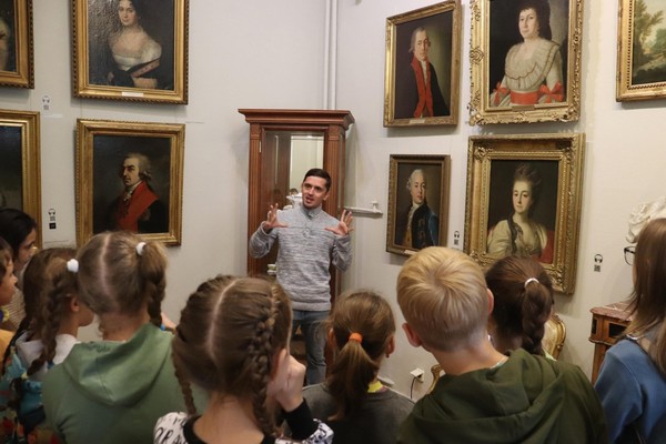 «Экскурсионное обслуживание»