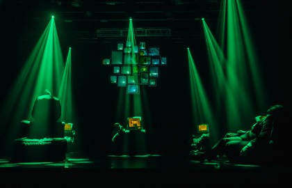 Кто мы, откуда, куда мы идём?