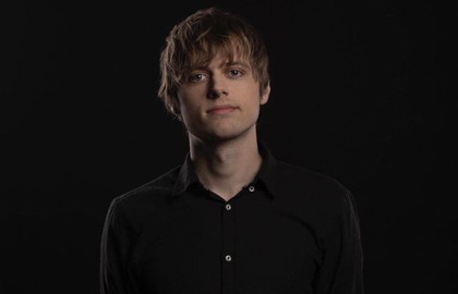 Ваня Усович