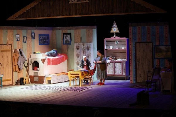 Прямой эфир. «Гаджи Азизов читает Сергея Орлова»