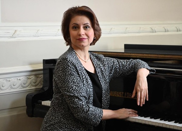 «Елена Серова, её ученики и выпускники»