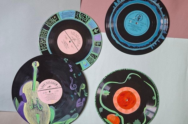 Мастер-класс по росписи пластинок