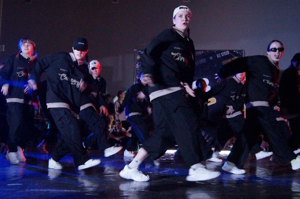 Концерт «Назад в будущее, или Машина времени»