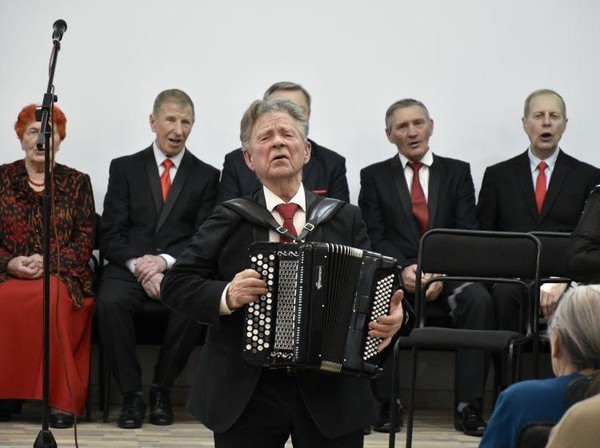 Литературно-музыкальная гостиная «Гармонь – душа народная»