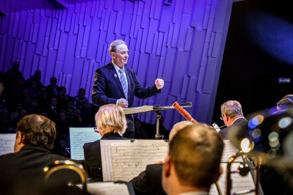 Сегодня будут танцы