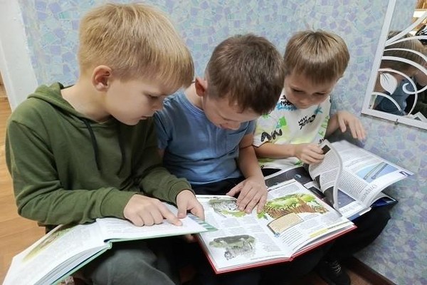 Прием заявок на участие в конкурсе чтецов художественного слова «Читаем Пушкина»