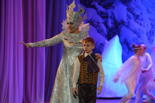 Театрализованное представление «Тайна Снежной королевы»