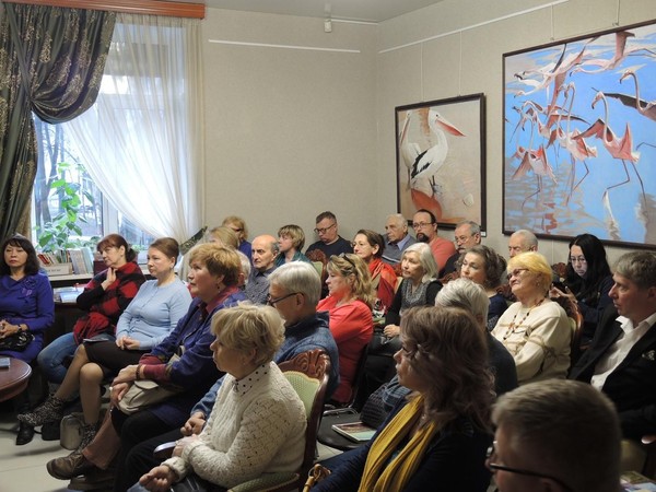 «Литературный вечер. Петербургский поэт Андрей Петухов»