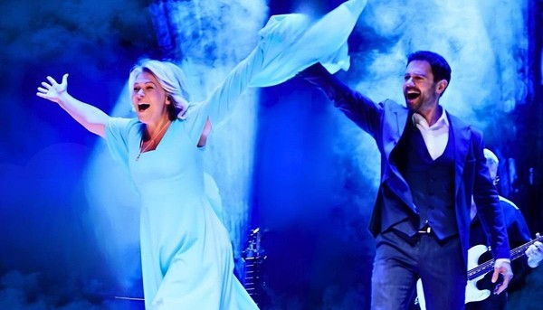 Концерт Виктории и Антона Макарских