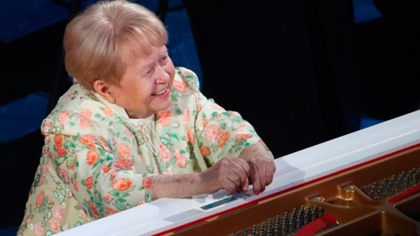 Концерт «Легендарные имена. Александра Пахмутова»