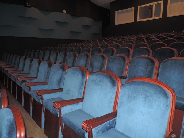 Спектакль «Двор как уходящая натура»