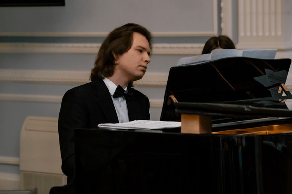 Концерт «Волшебные краски рояля»