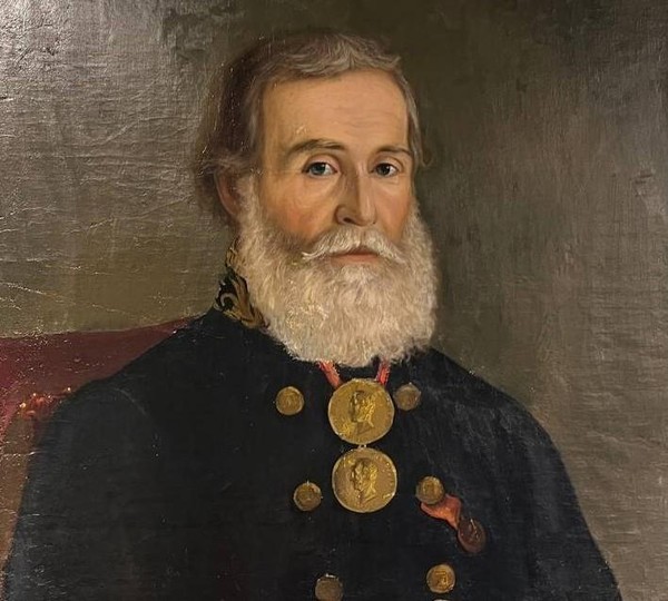 Экскурсия «Герои дома»