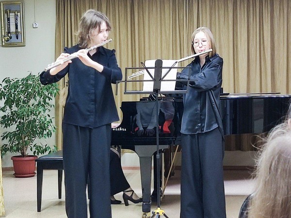 Концерт «Звенит январская вьюга»