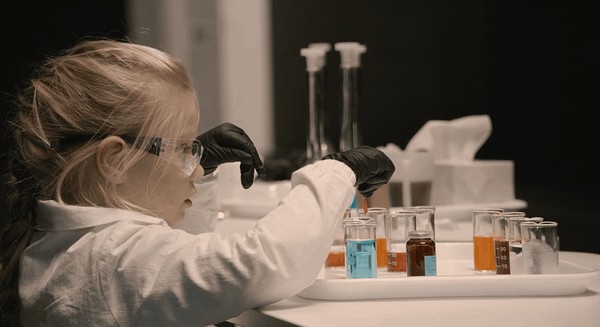 Мастер-класс по естественным наукам «Химия и физика в быту»