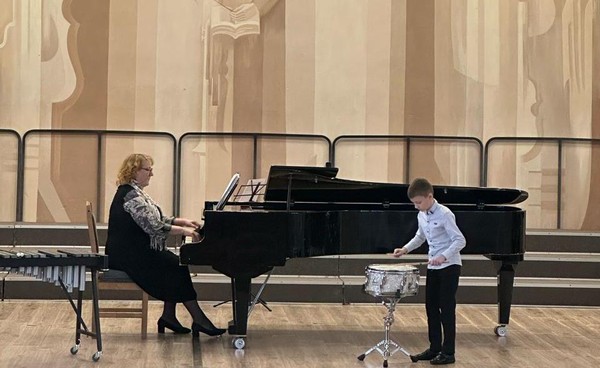 Конкурс солистов и ансамблей по классу духовых и ударных инструментов