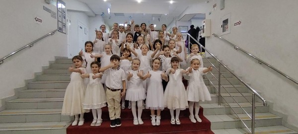 Эстрадный хор