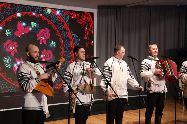 Мастер-класс по игре на народных инструментах от ансамбля «Жалейка»