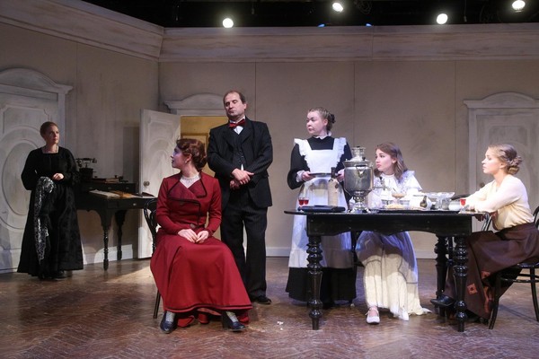 Спектакль «Васса»